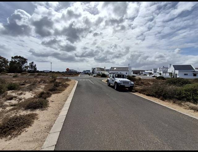 LAND FOR SALE IN BRITANNIA BAY